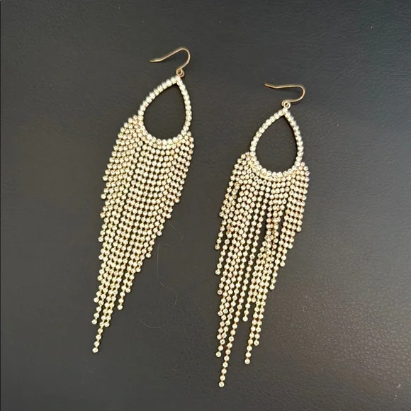Elegant Gold Beaded Dangle Earrings - Picture 2 of 10